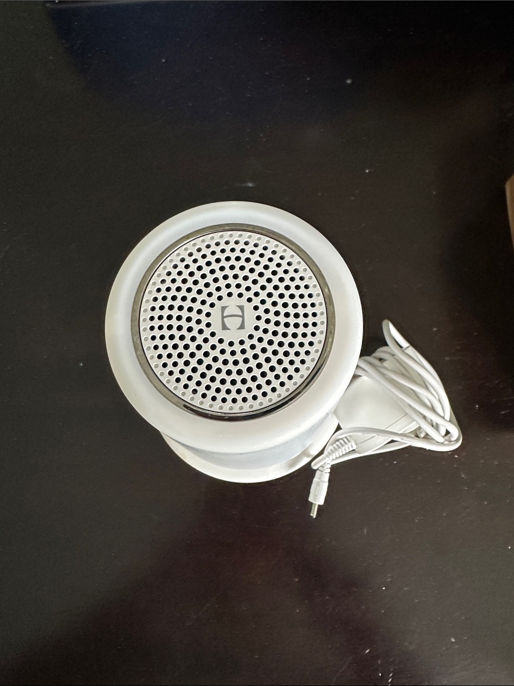 Hatch White Portable Nightlight Speaker